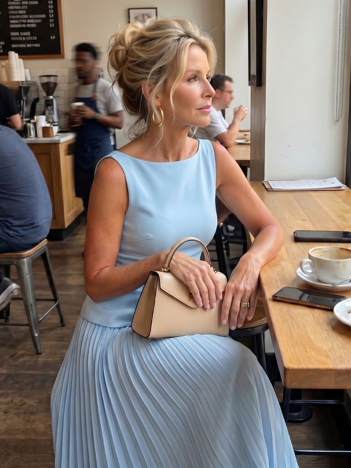 Ensemble Jupe Plissée et Haut Femme