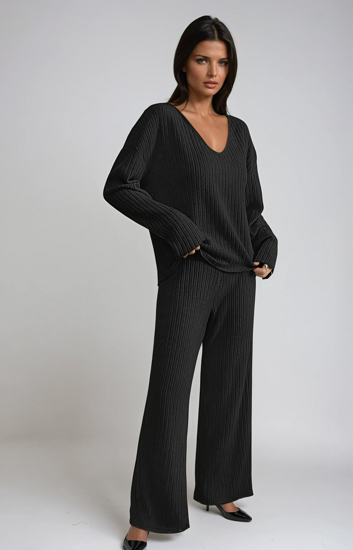 Ensemble Maille Col V et Pantalon Large Femme