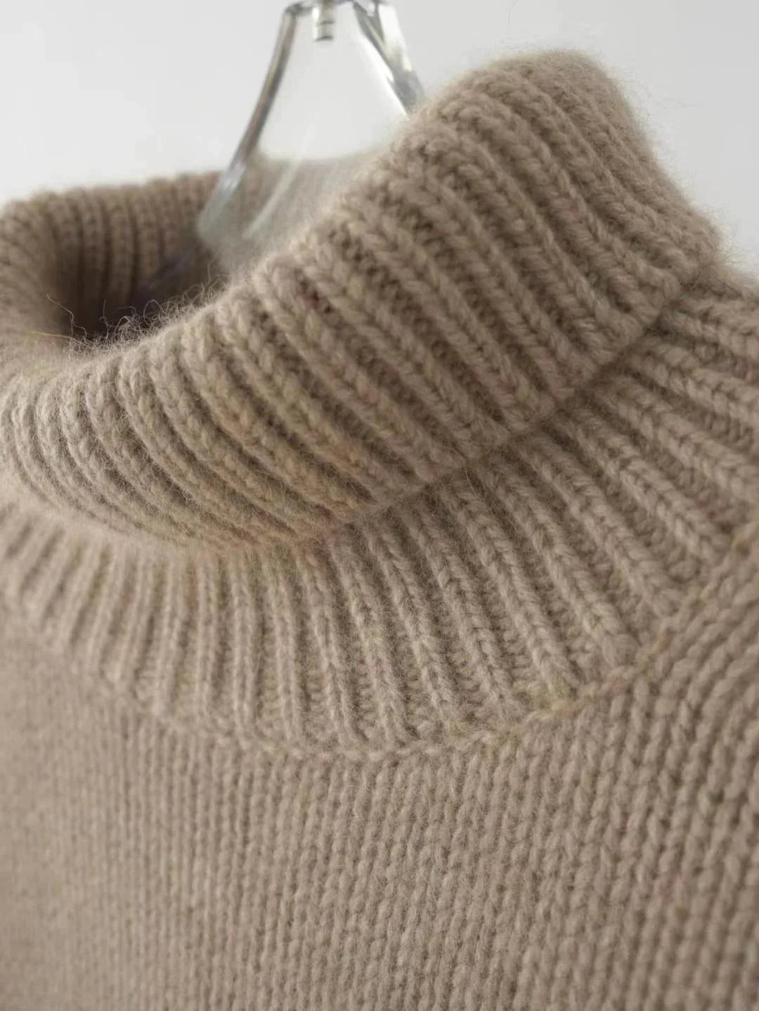 Pull Col Roulé Coupe Ample Femme