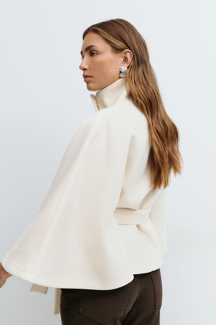 Manteau Cape Court Ceinturé Femme