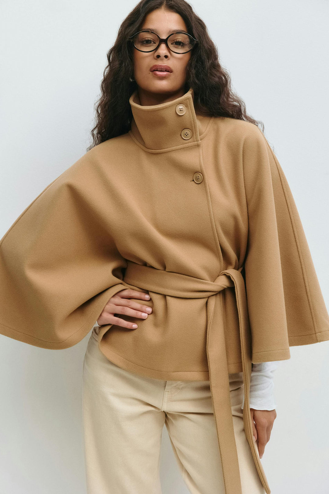 Manteau Cape Court Ceinturé Femme
