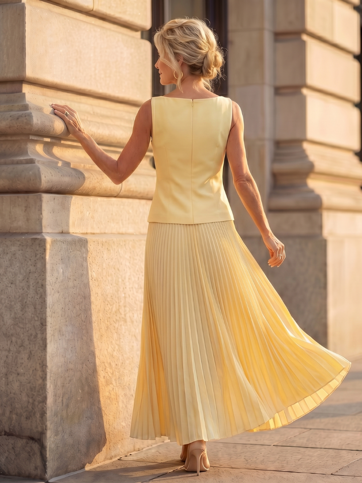 Ensemble Jupe Plissée et Haut Femme
