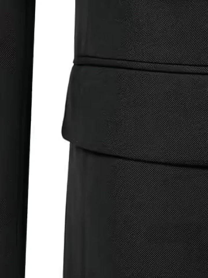 Costume Avec Gilet Croisé Et Revers Pointus Homme