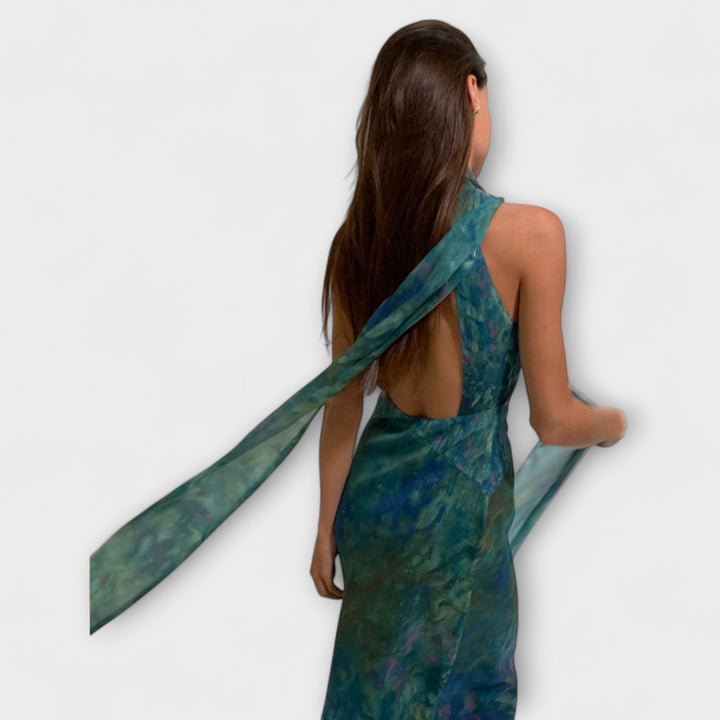 Robe Longue Col Montant Découpe Devant Femme