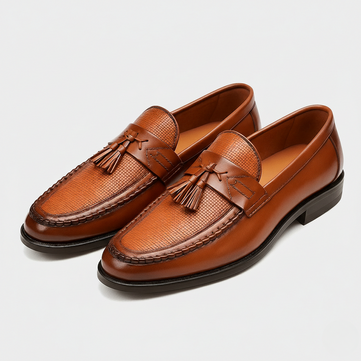 Mocassins Texturés à Pompons Homme