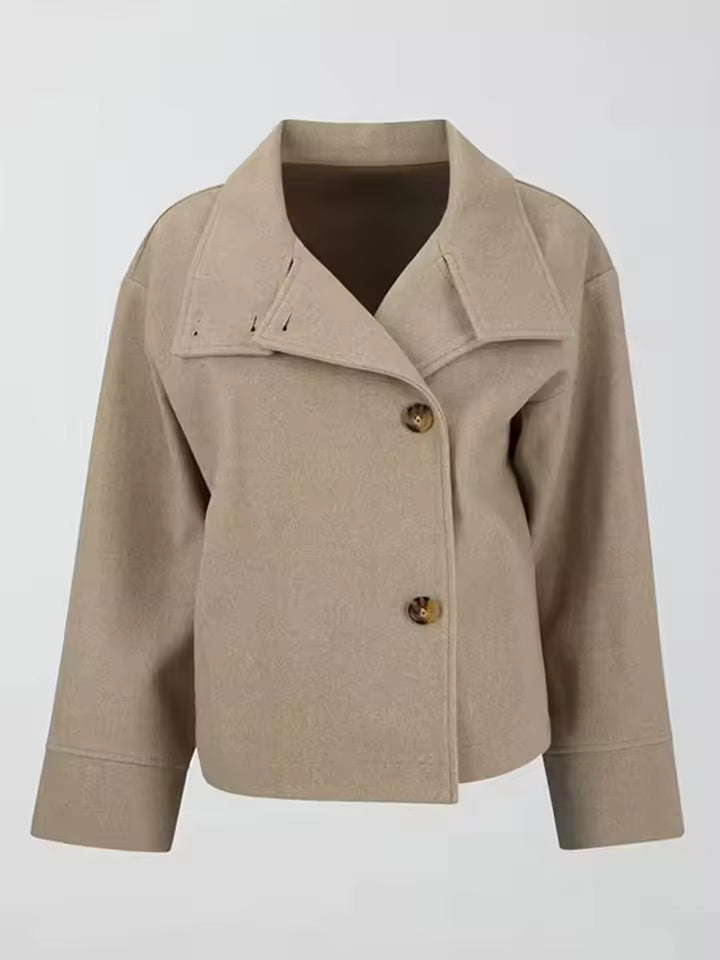 Veste Courte à Col Montant et Boutons Femme