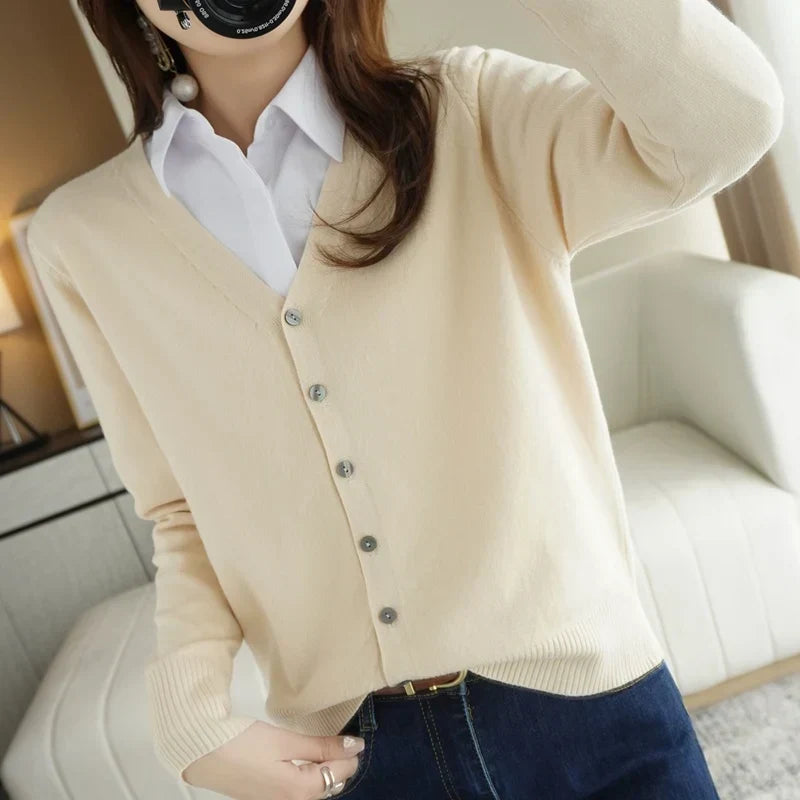 Gilet Boutonné Col V Côtelé Femme