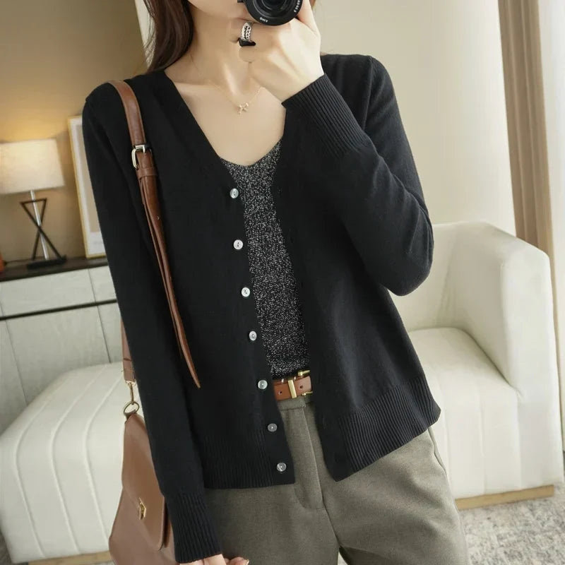 Gilet Boutonné Col V Côtelé Femme