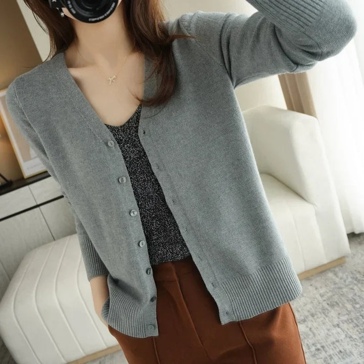 Gilet Boutonné Col V Côtelé Femme