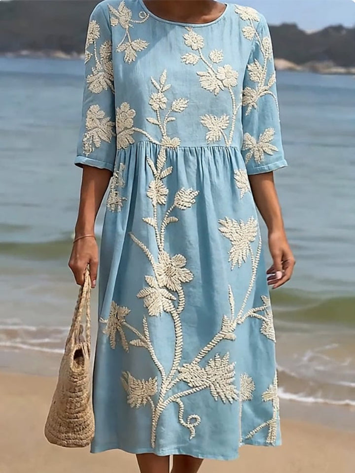 Robe Brodée Coupe Ample Femme