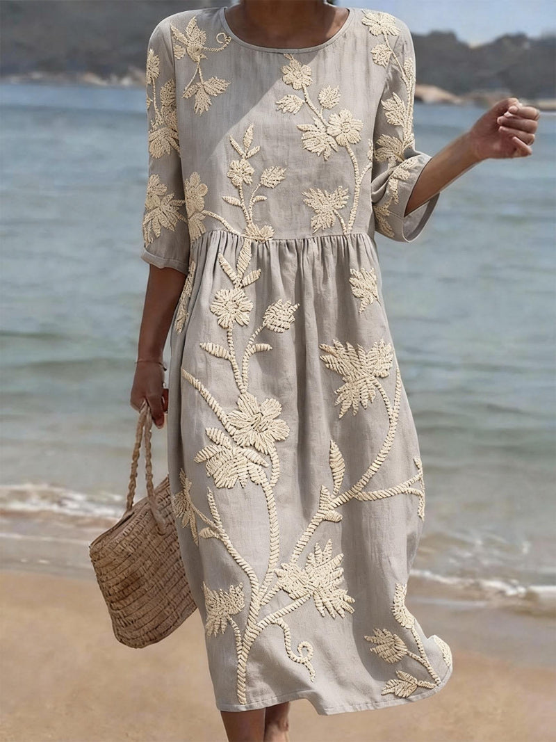 Robe Brodée Coupe Ample Femme