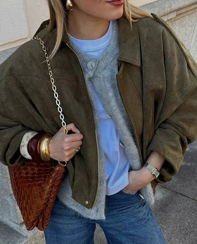 Veste Courte à Col Classique Femme