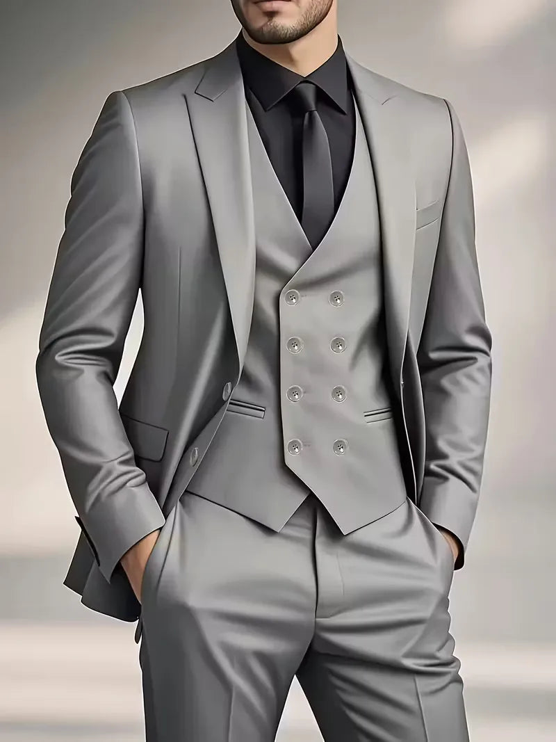 Costume Avec Gilet Croisé Et Revers Pointus Homme