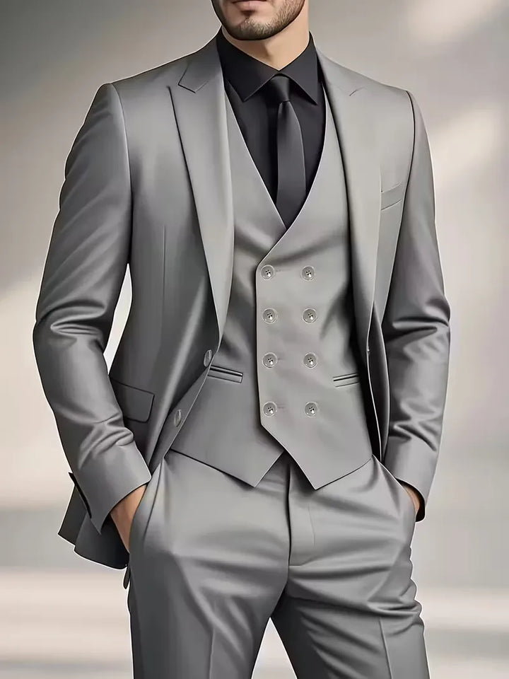 Costume Avec Gilet Croisé Et Revers Pointus Homme