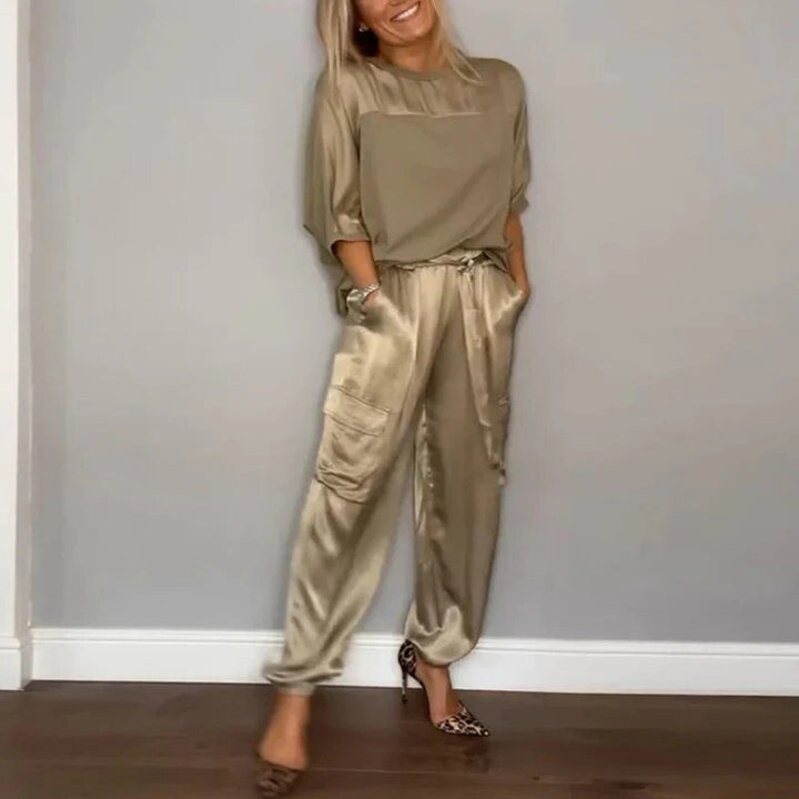 Ensemble Haut et Pantalon Cargo Femme