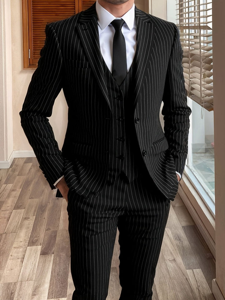 Costume Trois Pièces à Rayures Homme