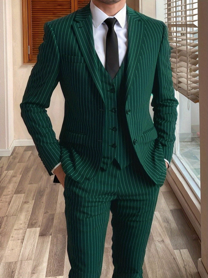 Costume Trois Pièces à Rayures Homme