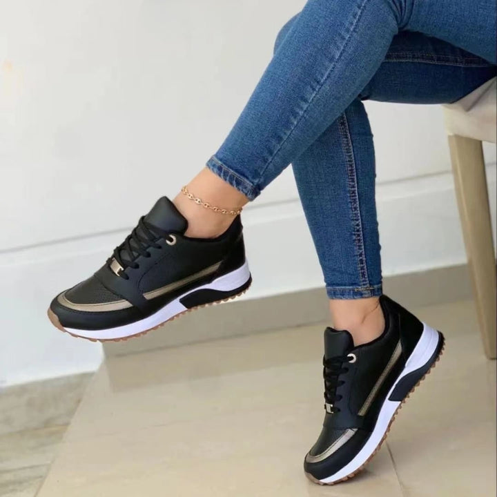 Baskets Compensées à Lacets et Détails Métallisés Femme