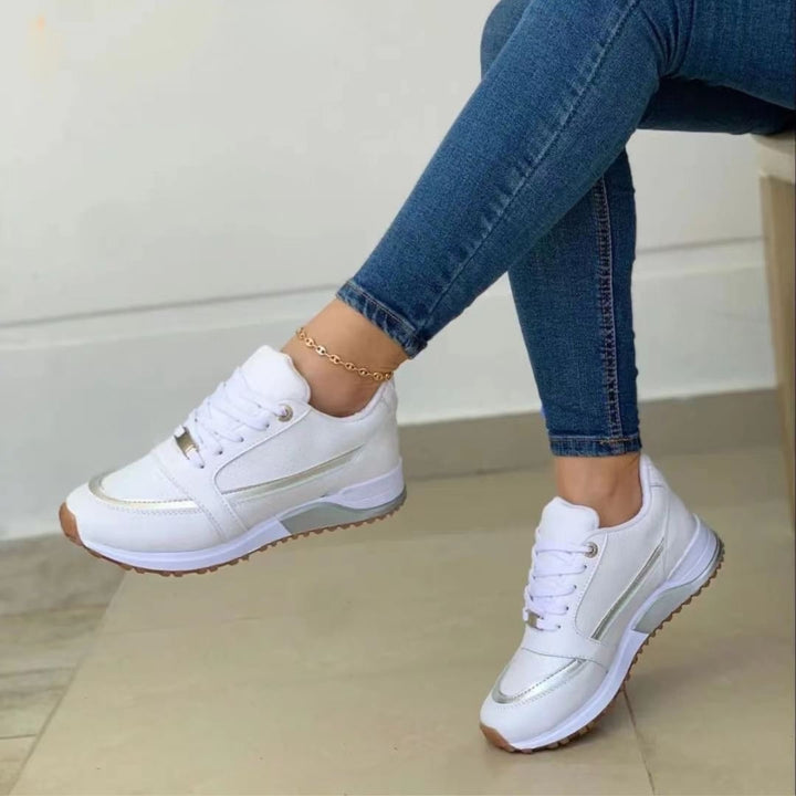 Baskets Compensées à Lacets et Détails Métallisés Femme