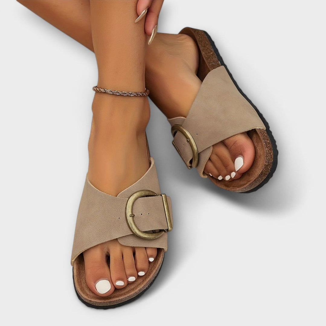 Mules Plates À Boucle Femme