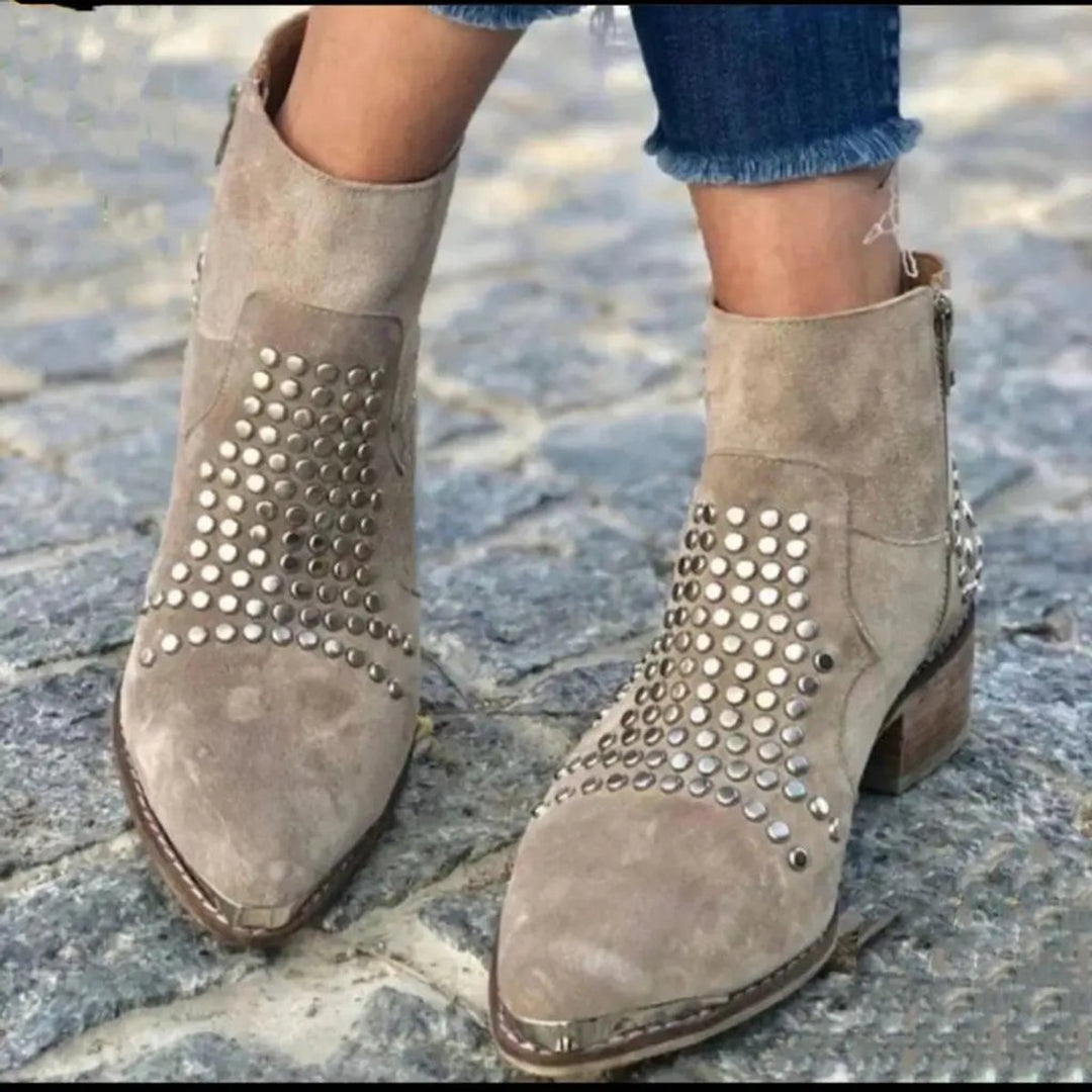 Bottines Cloutées à Talon Bloc Femme